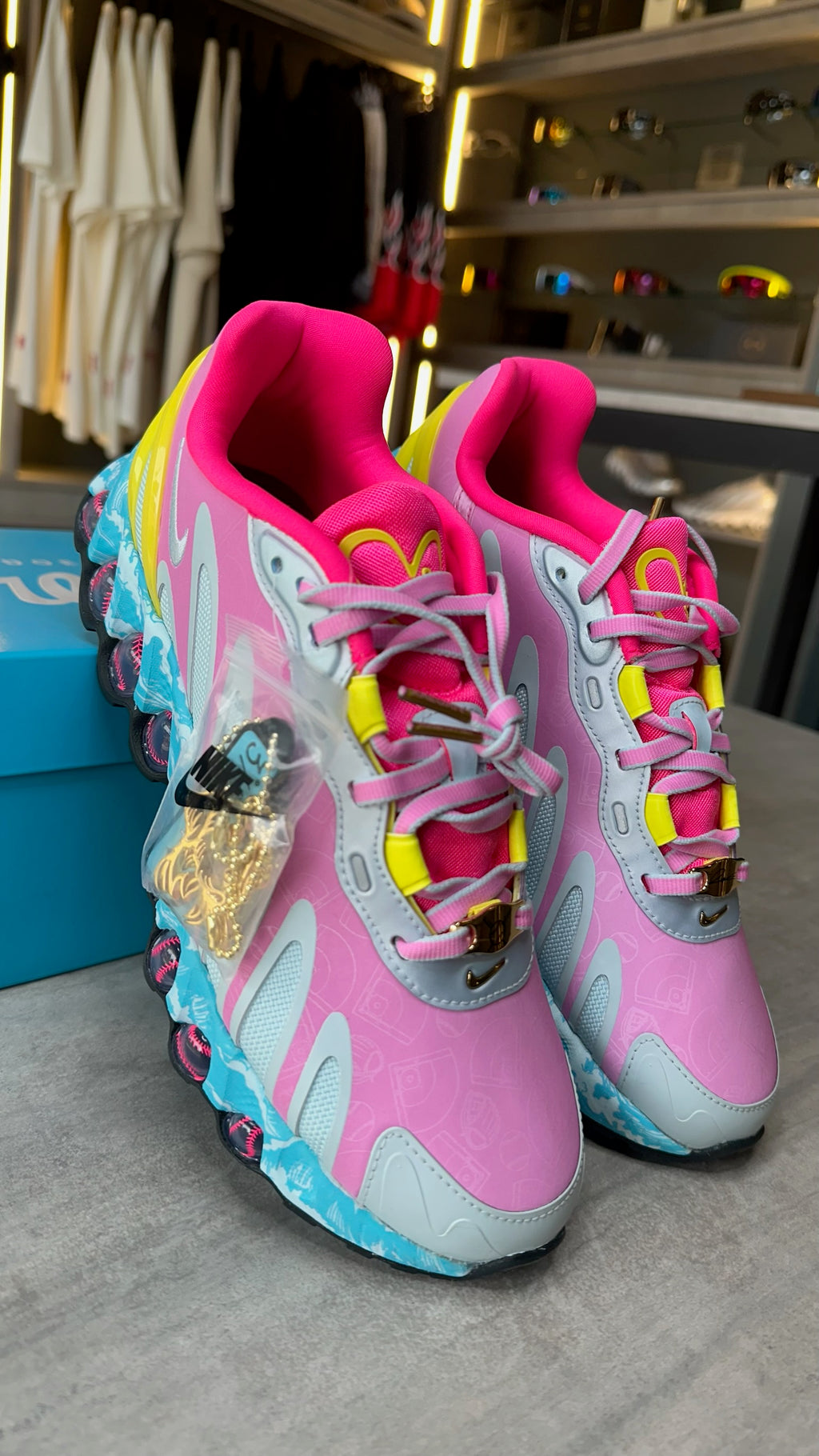 Air Max Dn8 x Doernbecher Freestyle "Reagan"