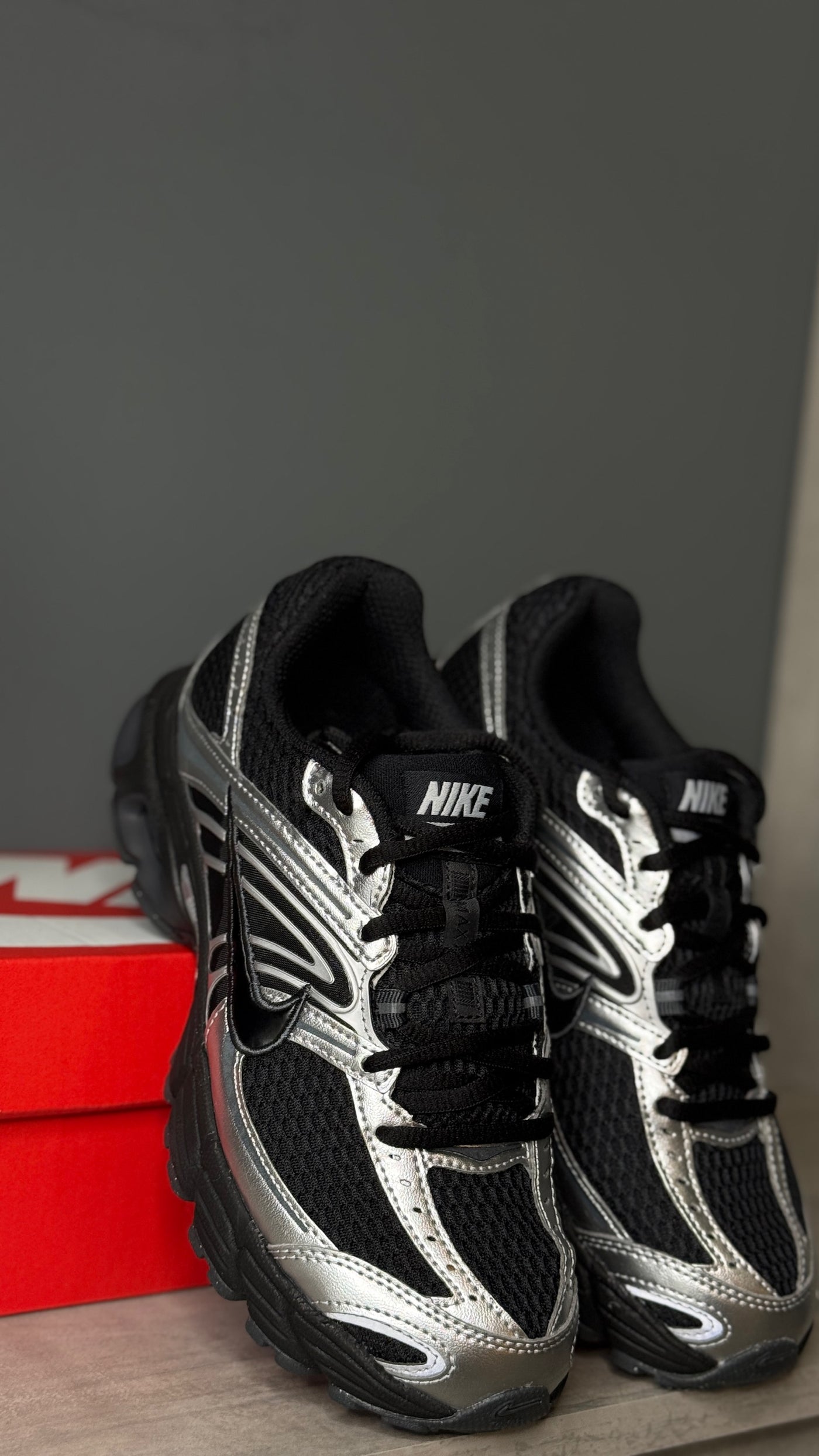 Nike Air Max Moto 2K