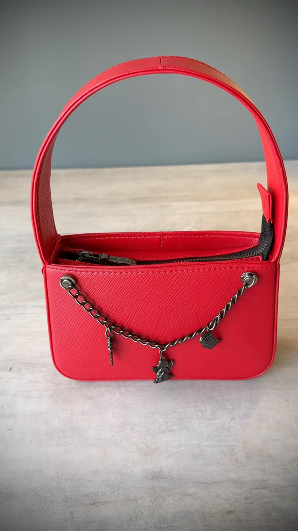 Bolso Claustro Rojo