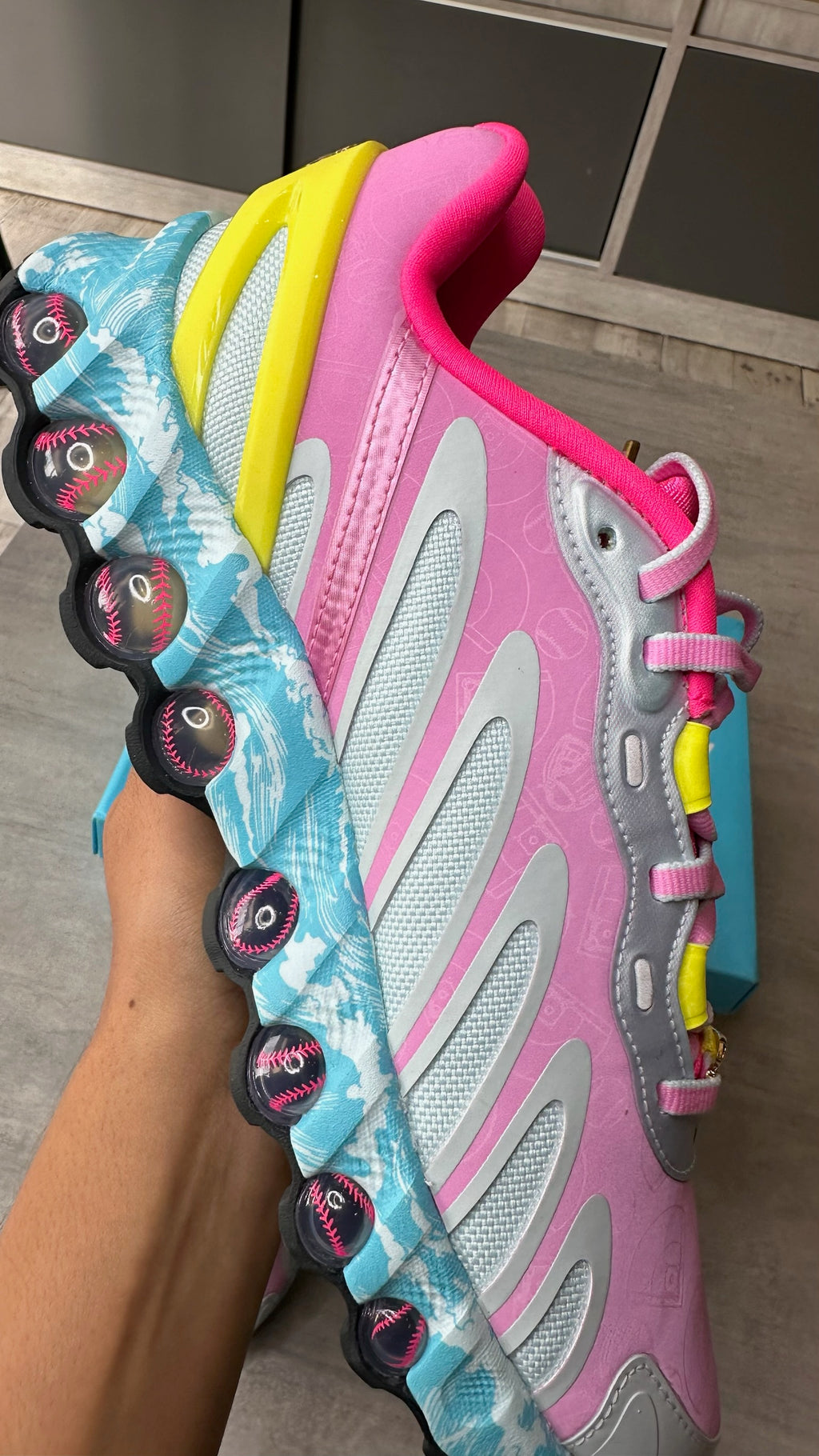 Air Max Dn8 x Doernbecher Freestyle "Reagan"