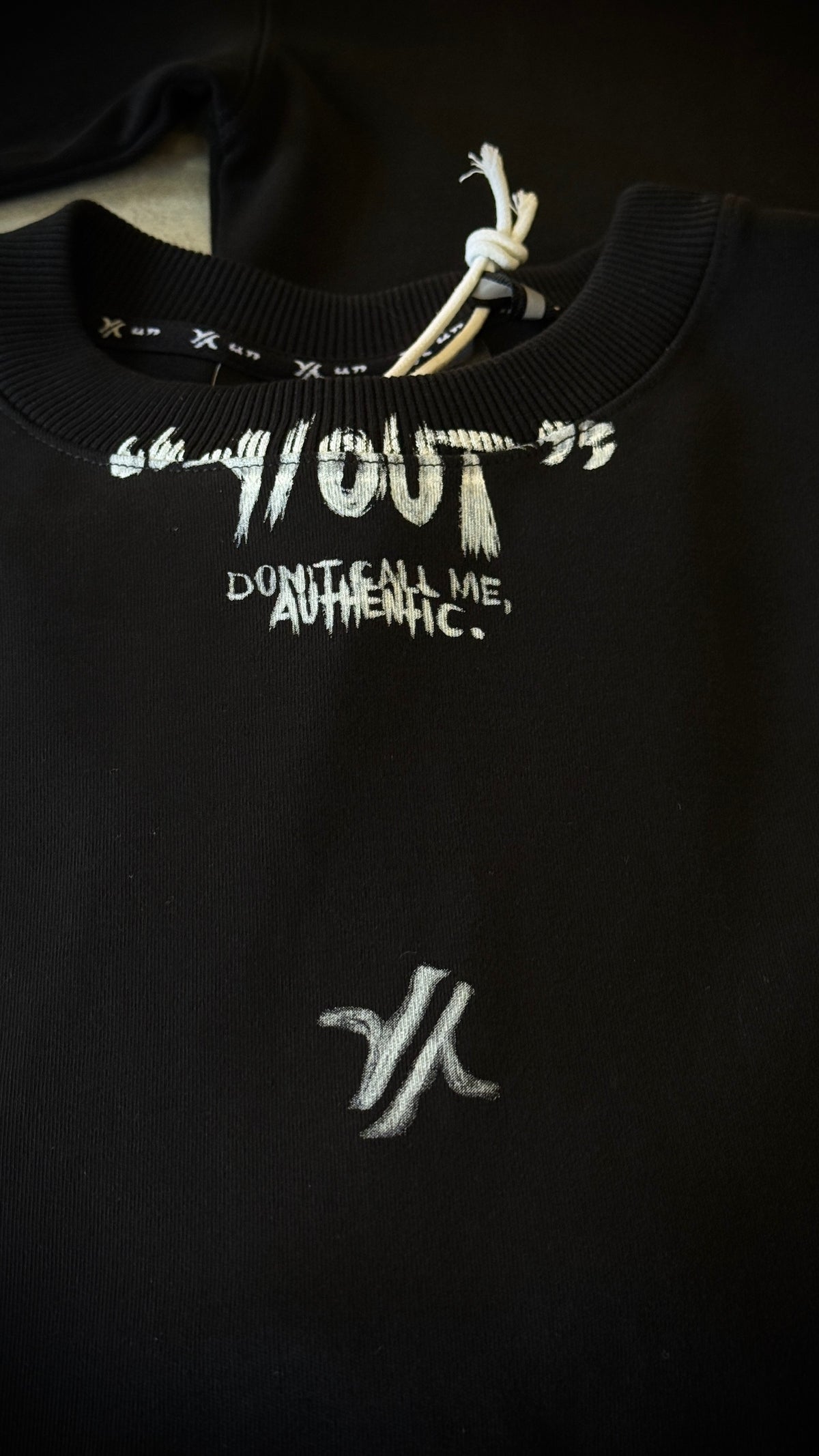 CAMISETA Y/OUT  TEXT ME T-SHIRT