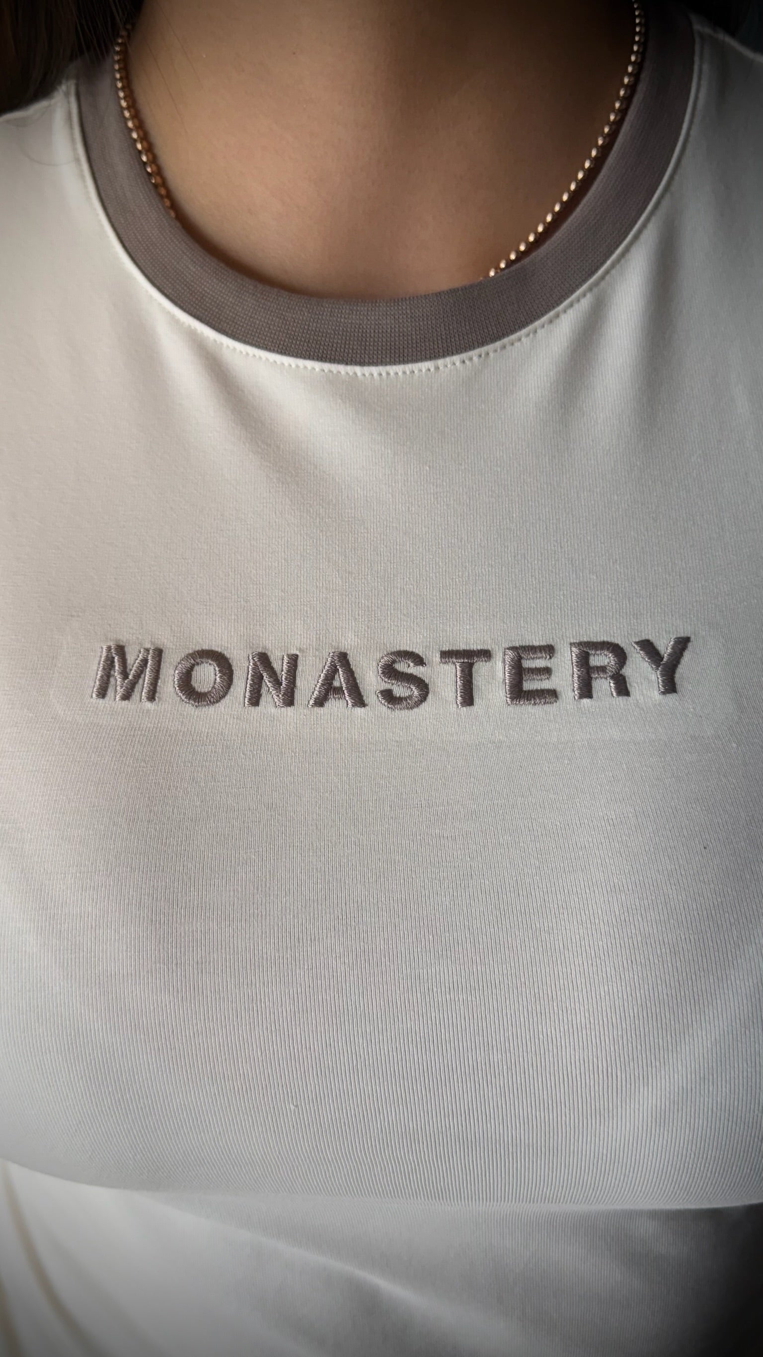 CAMISETA MONASTERY SAMARA EGRET