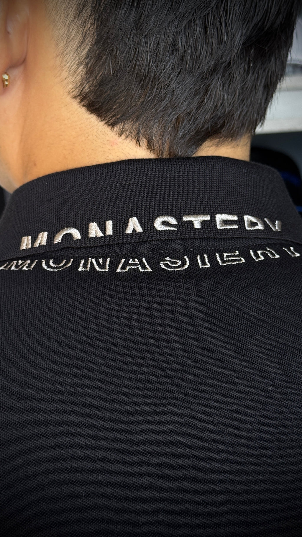 CAMISETA MONASTERY POLO SARDEN NEGRA