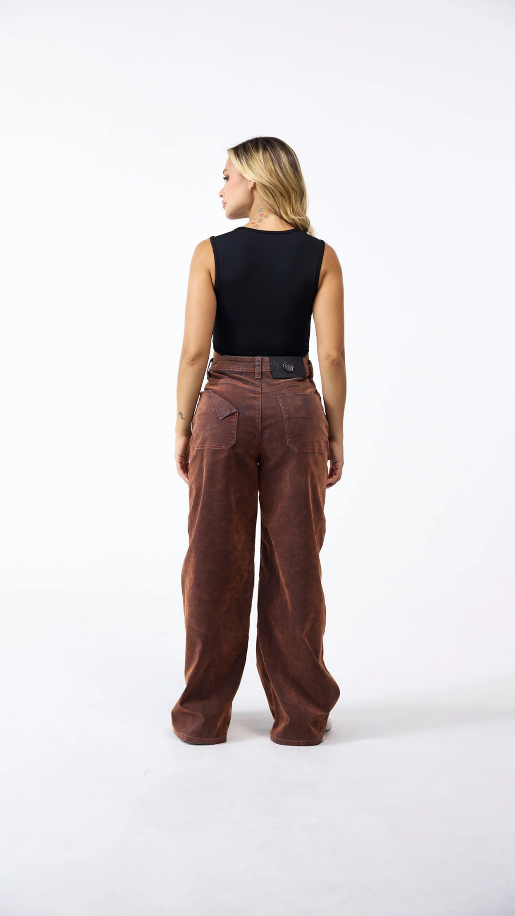 CROP TOP LIBERAZIONE NEGRO