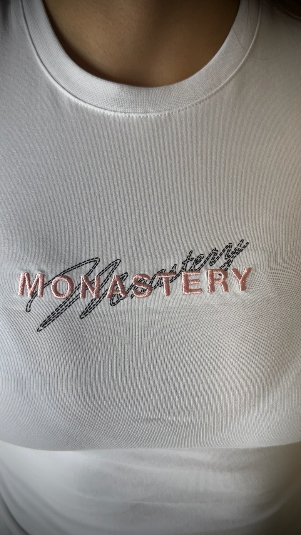CAMISETA MONASTERY DOMINICA BLANCO
