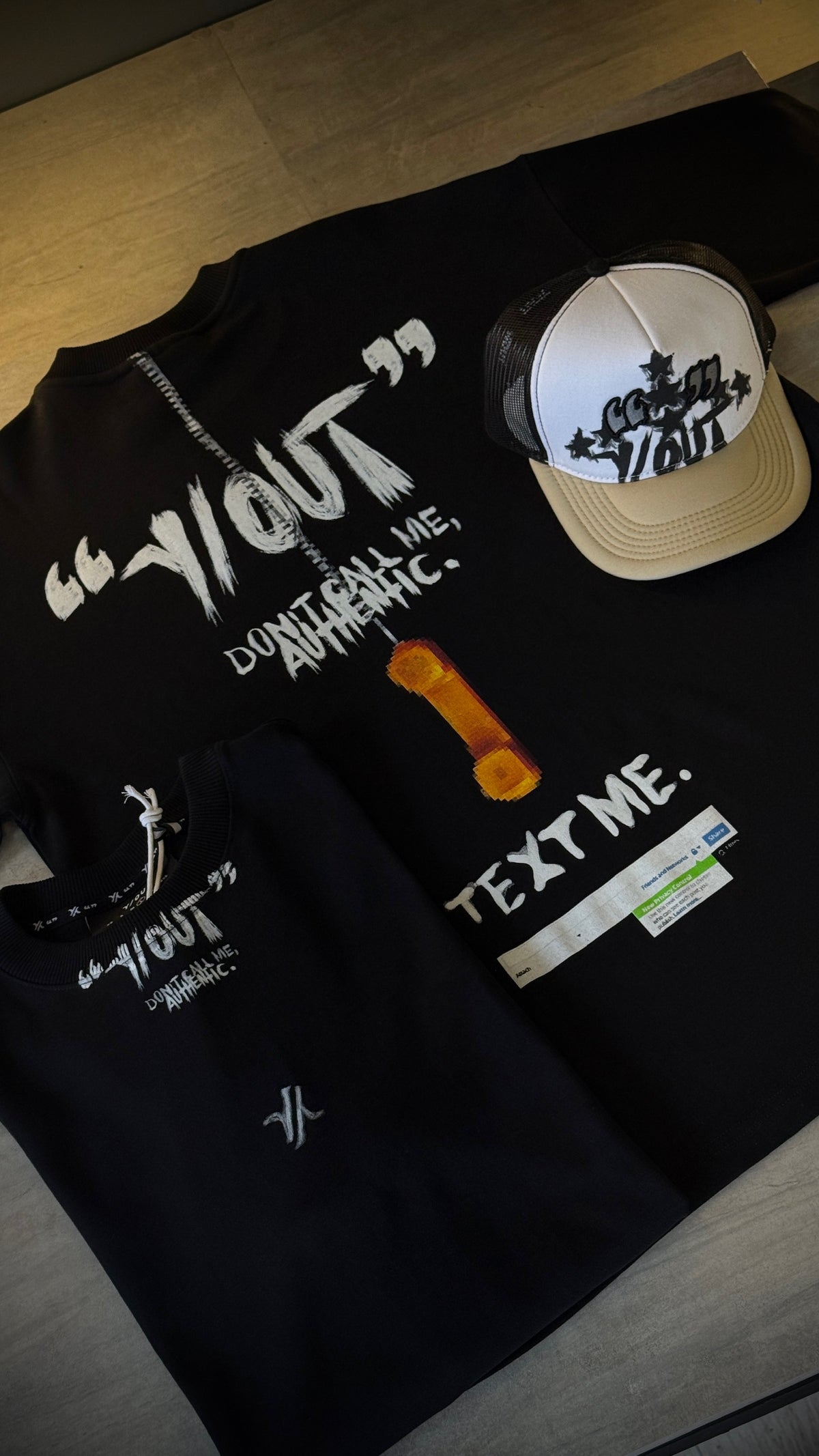 CAMISETA Y/OUT  TEXT ME T-SHIRT