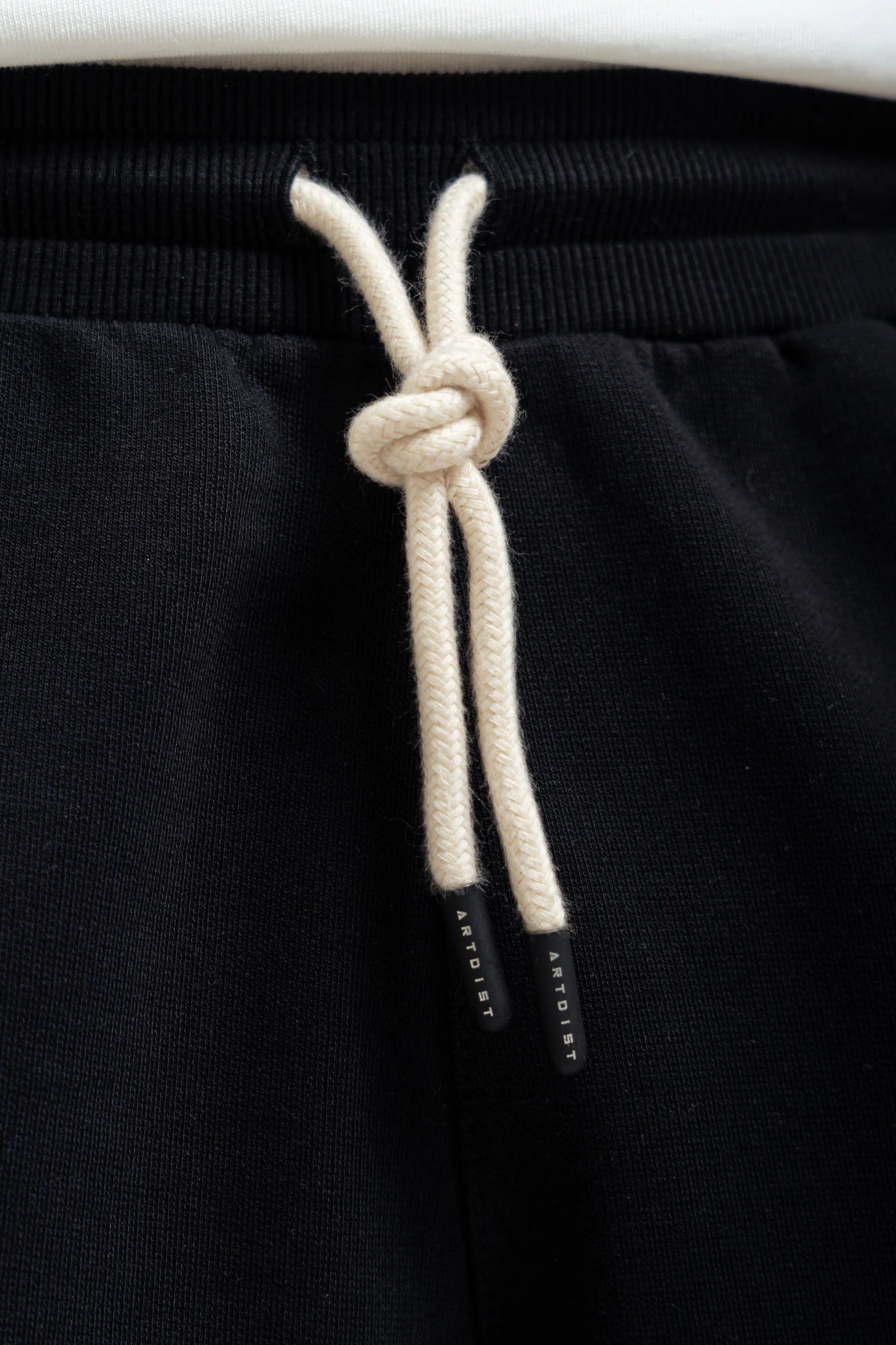 SHORT RATIO ARTDIST NEGRO