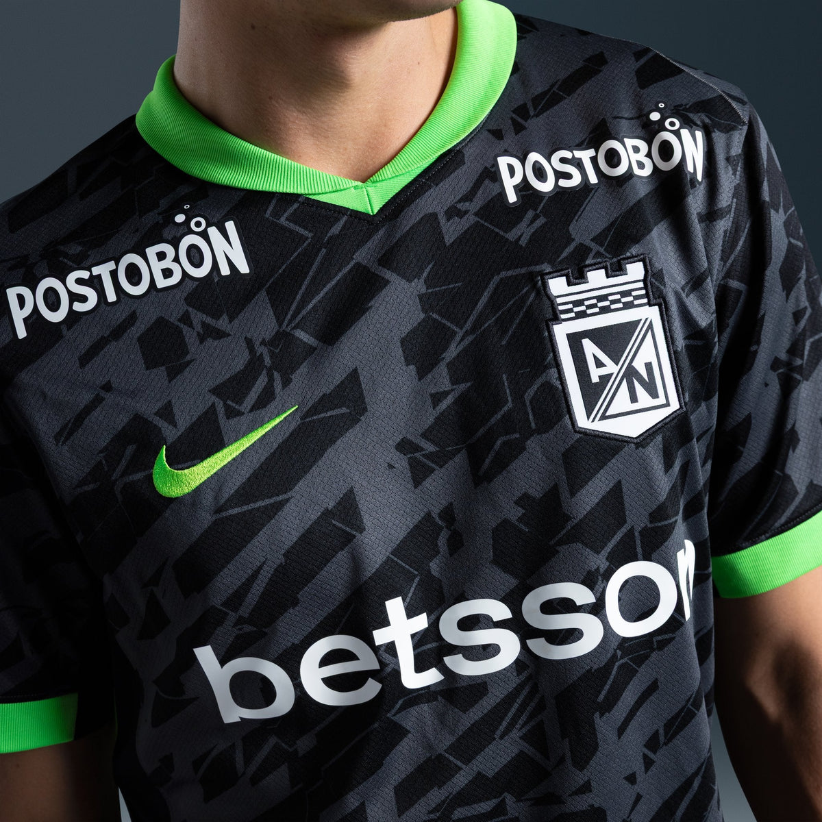 CAMISETA ATLÉTICO NACIONAL TERCER KIT 26 NEGRO