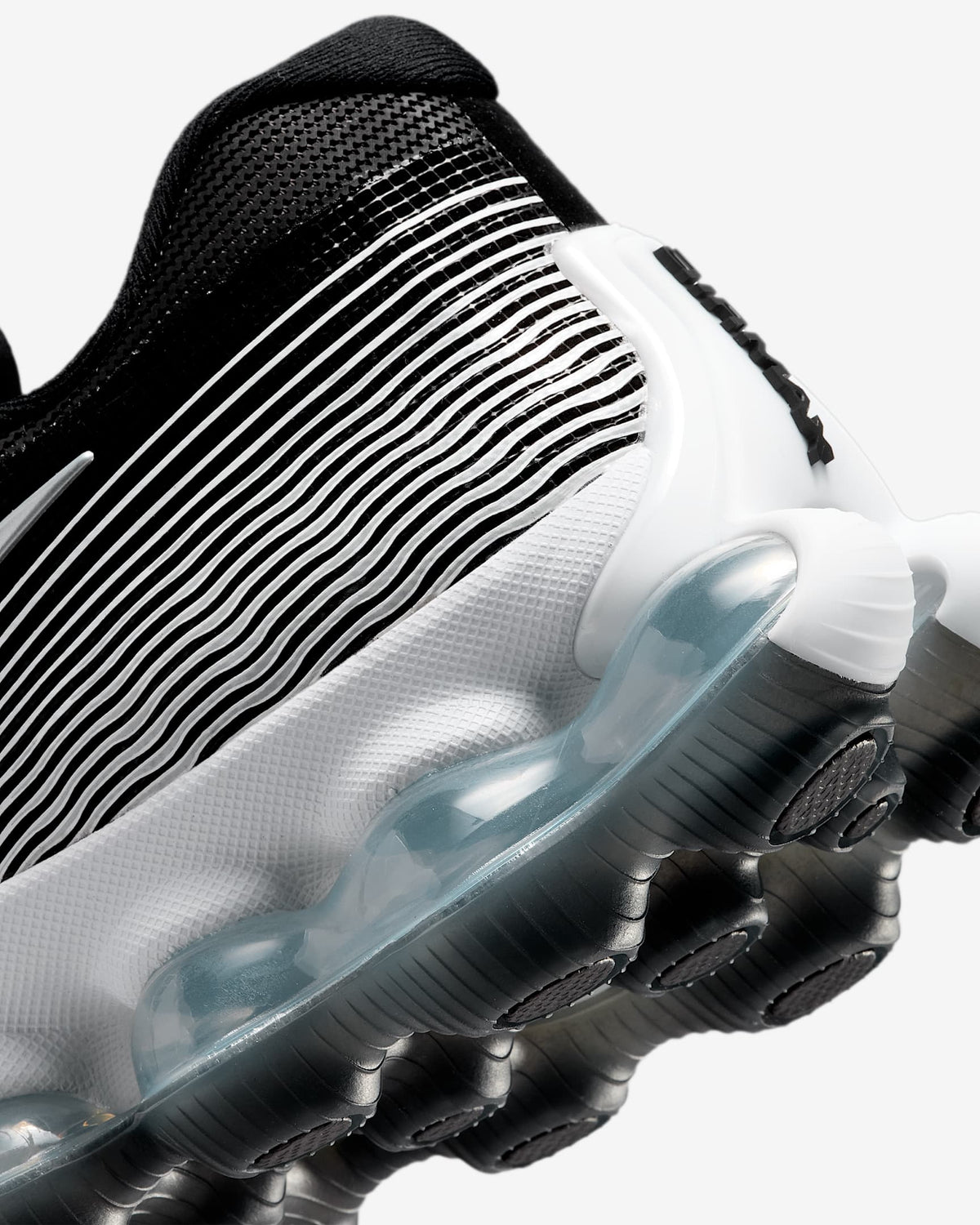 Nike Air Liquid Max AW