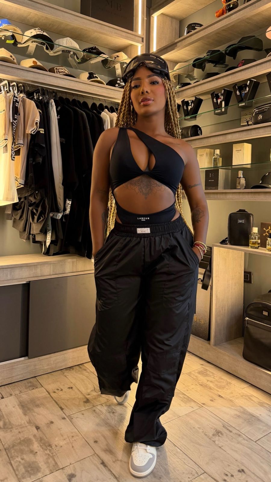 BODY LABEUR NEMESIS NEGRO