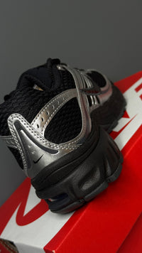 Nike AIR MAX MOTO 2K NEGRO