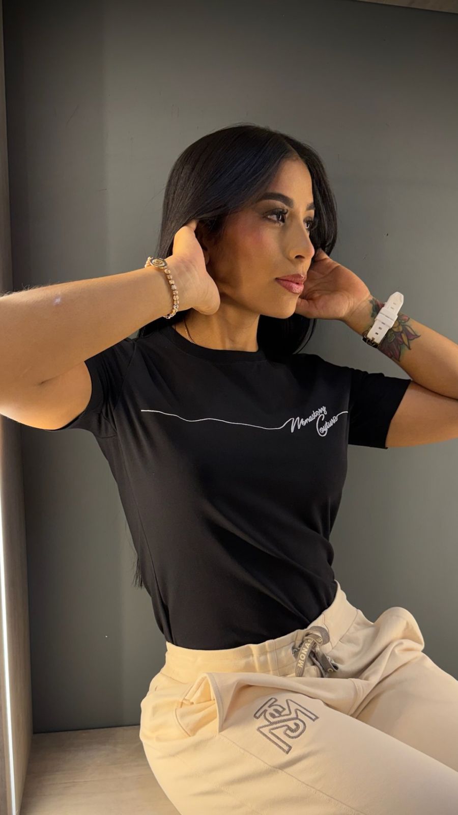CAMISETA MONASTERY AILSA BLACK