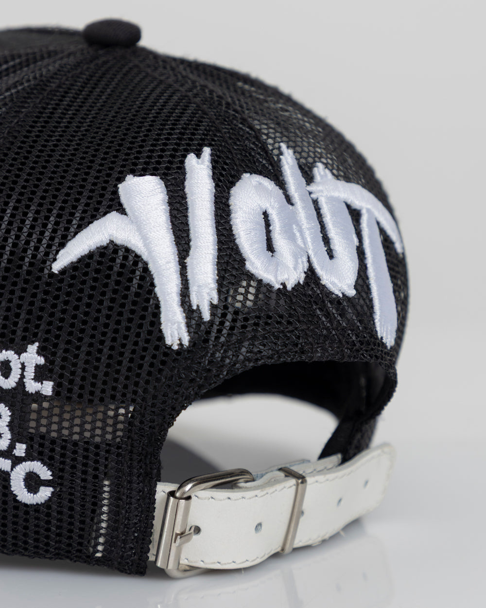 GORRA GHOSTING