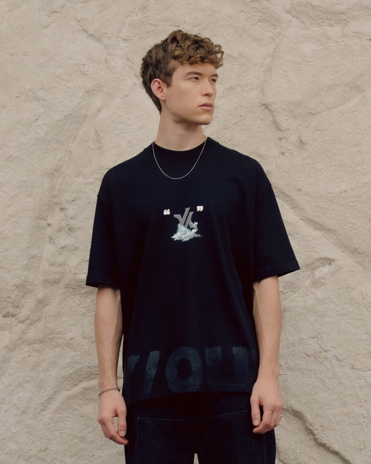 CAMISETA Y/OUT TIMELINE T-SHIRT